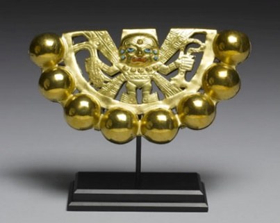 Chocalho de ouro de 8,30 cm. de altura. Usado pelos governantes na cintura para anunciar a sua chegada.