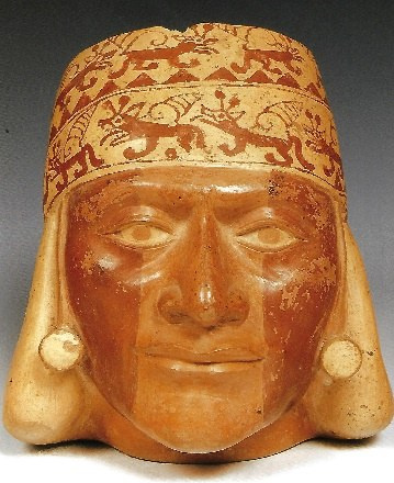 Huaco retrato de governante com toucado